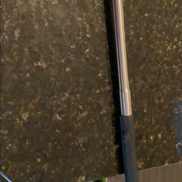 Awesome universal selfie stick. - Picture 5 of 5